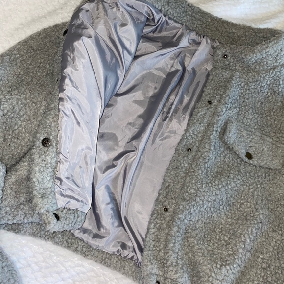 Grey jacket 🤍 - Picture 6 of 6